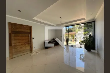 Casa com 4 Quartos à venda, 210m² no Vila Ipojuca, São Paulo