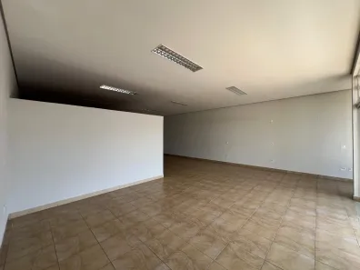 Ponto Comercial para alugar, 99m² no Centro, Rio das Pedras