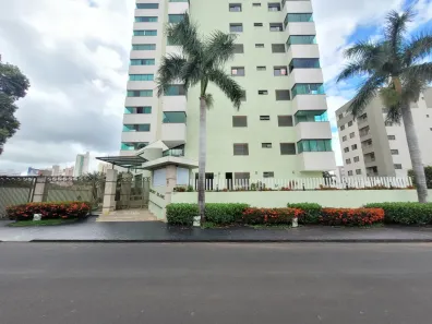 Apartamento com 3 Quartos à venda, 140m² no Osvaldo Rezende, Uberlândia
