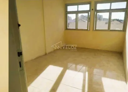 Apartamento com 2 Quartos à venda, 64m² no Centro, Rio de Janeiro