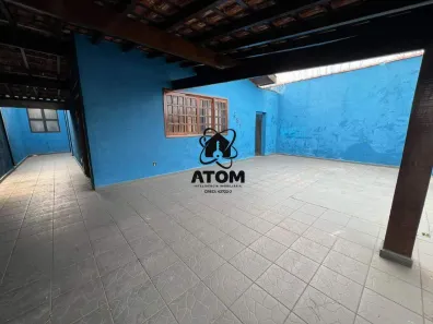 Casa com 4 Quartos para alugar, 250m² no Areão, Taubaté