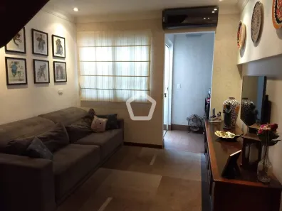 Casa com 3 Quartos à venda, 250m² no Vila Mariana, São Paulo