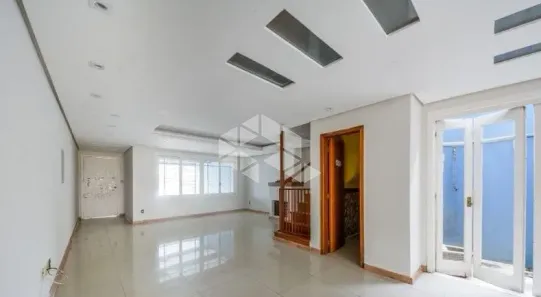 Casa com 3 Quartos à venda, 206m² no Ipanema, Porto Alegre