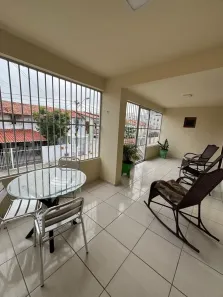 Casa com 6 Quartos à venda, 330m² no Lagoa Nova, Natal