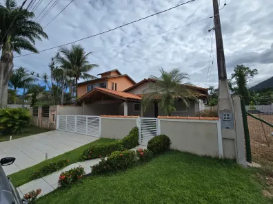 Casa de Condomínio com 3 Quartos à venda, 384m² no Mar Verde II, Caraguatatuba