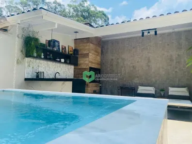 Casa com 3 Quartos para alugar, 197m² no Paraíso do Morumbi, São Paulo