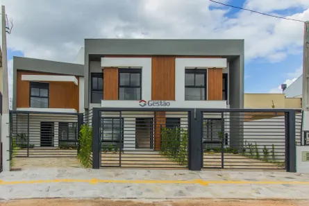 Sobrado com 3 Quartos à venda, 110m² no Igara, Canoas