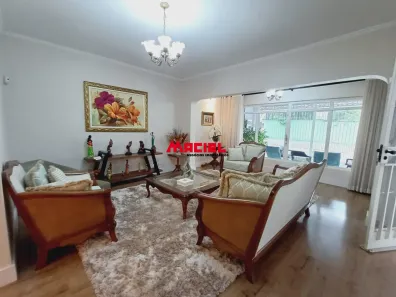 Casa com 3 Quartos à venda, 300m² no Jardim Satélite, São José dos Campos
