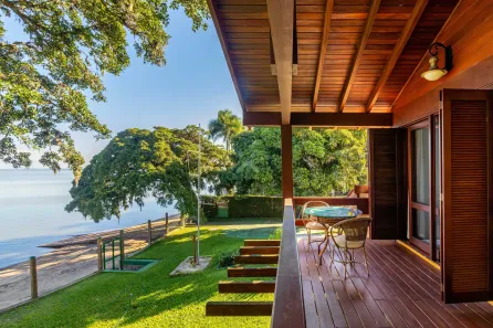 Casa com 4 Quartos para alugar, 482m² no Ponta Grossa, Porto Alegre