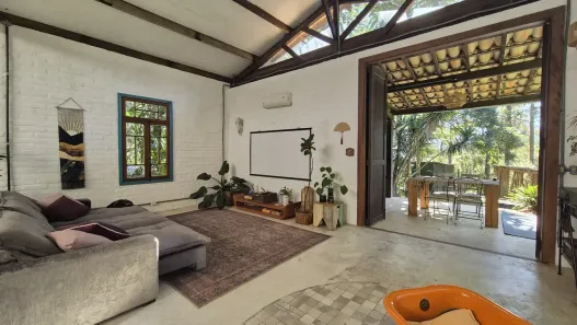 Casa de Condomínio com 3 Quartos para alugar, 260m² no Prado Rangel, Embu das Artes