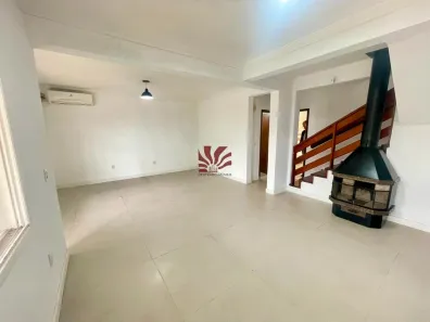 Casa com 3 Quartos para alugar, 350m² no Fátima, Canoas