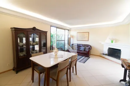 Casa com 4 Quartos à venda, 196m² no Mirandópolis, São Paulo