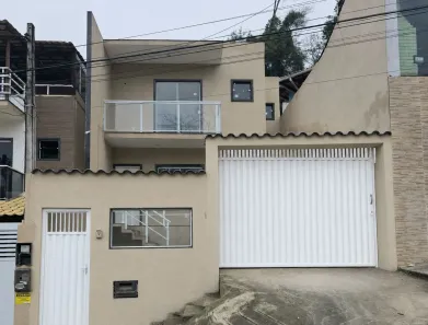 Casa com 3 Quartos à venda, 90m² no Granja dos Cavaleiros, Macaé
