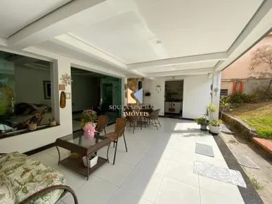 Casa com 3 Quartos à venda, 225m² no São João Batista (Venda Nova), Belo Horizonte