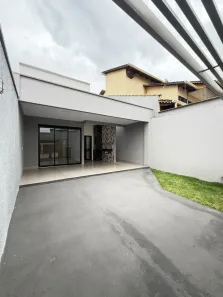 Casa com 3 Quartos à venda, 117m² no Jardim Califórnia, Goiânia