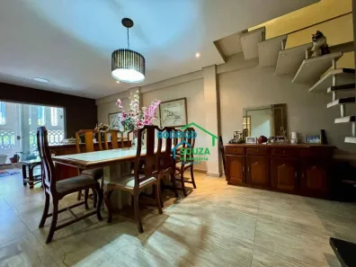 Casa com 4 Quartos à venda, 240m² no Conjunto Habitacional Presidente Castelo Branco, Carapicuíba