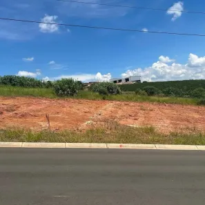 Lote/Terreno à venda, 360m² no Centro, Serra Negra