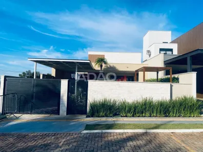 Casa de Condomínio com 3 Quartos à venda, 100m² no Jardins Berlim, Senador Canedo