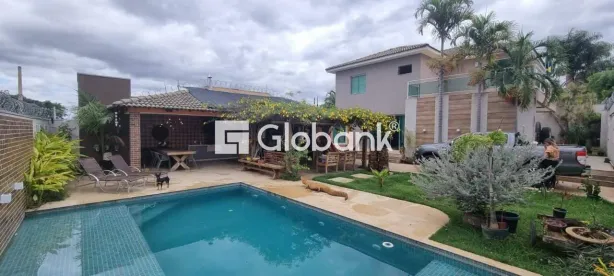Casa com 4 Quartos à venda, 12m² no Ibituruna, Montes Claros