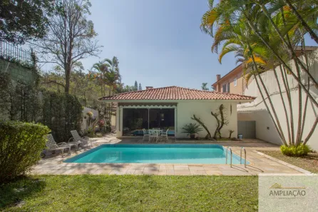 Sobrado com 4 Quartos à venda, 341m² no Jardim Guedala, São Paulo