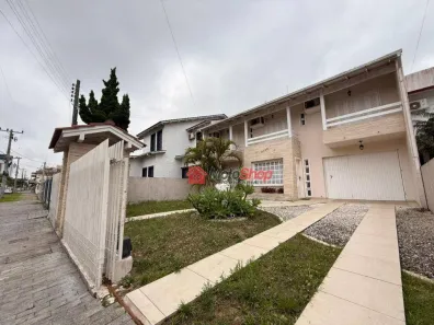 Casa com 3 Quartos para alugar, 500m² no Centro, Araranguá