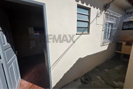 Casa com 1 Quarto para alugar, 30m² no Ramos, Rio de Janeiro