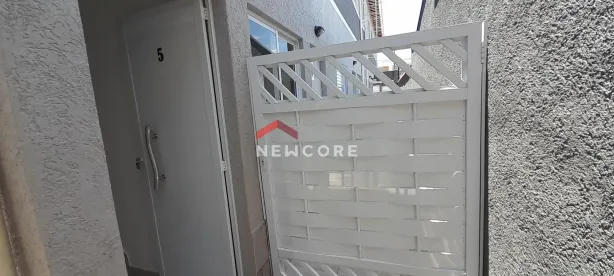 Casa de Condomínio com 2 Quartos à venda, 60m² no Princesa, Praia Grande