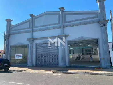 Sala Comercial para alugar, 900m² no Centro, Itu