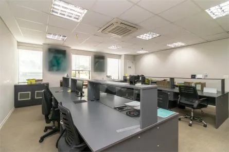 Sala Comercial à venda, 154m² no Cidade Monções, São Paulo
