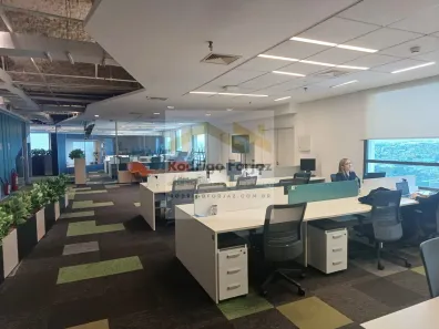Sala Comercial para alugar, 1350m² no Alphaville Industrial, Barueri