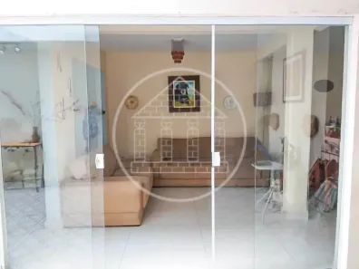 Sobrado com 3 Quartos à venda, 200m² no Jardim da Pedreira, São Paulo