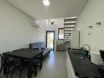 Apartamento com 1 Quarto à venda, 51m² no Canasvieiras, Florianópolis