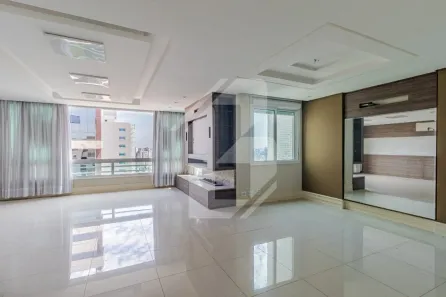 Apartamento com 3 Quartos à venda, 105m² no Três Figueiras, Porto Alegre