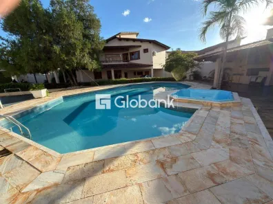 Imóvel Comercial com 4 Quartos à venda, 800m² no Jardim São Luiz, Montes Claros
