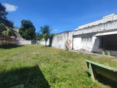 Casa com 4 Quartos à venda, 726m² no Parquelândia, Fortaleza