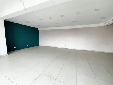 Sala Comercial para alugar, 85m² no Estuário, Santos