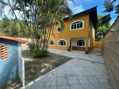 Casa com 3 Quartos à venda, 250m² no Cidade Jardim Parque Estoril, Nova Iguaçu