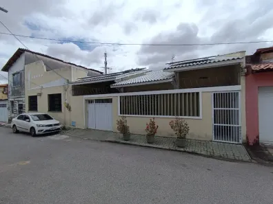 Casa com 5 Quartos à venda, 141m² no Benfica, Fortaleza