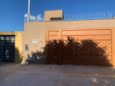 Casa com 3 Quartos à venda, 155m² no Jardim Planalto, Goiânia