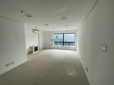Sala Comercial à venda, 31m² no Pinheiros, São Paulo