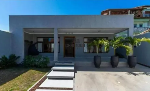 Casa com 3 Quartos à venda, 220m² no Santa Mônica, Guarapari