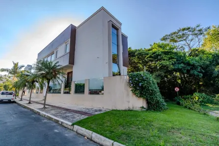 Casa com 4 Quartos à venda, 354m² no Praia dos Amores, Balneário Camboriú