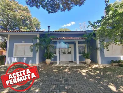 Casa com 4 Quartos à venda, 230m² no Sousas, Campinas