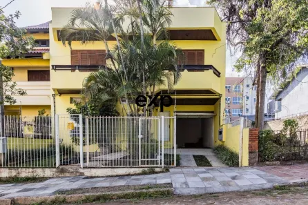 Sobrado com 4 Quartos à venda, 335m² no Jardim São Pedro, Porto Alegre