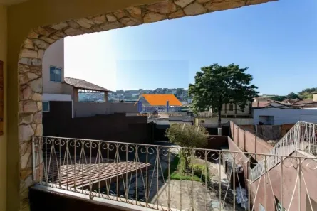 Casa com 2 Quartos à venda, 140m² no Heliópolis, Belo Horizonte