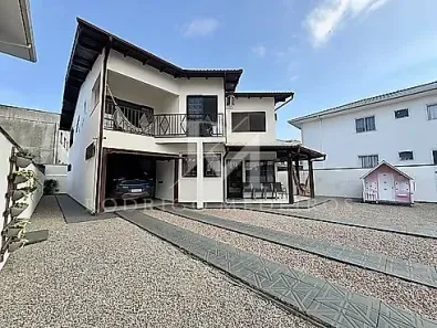 Casa com 3 Quartos à venda, 320m² no Pachecos, Palhoça