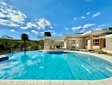 Casa de Condomínio com 4 Quartos para alugar, 615m² no Vila Santo Antônio, Cotia