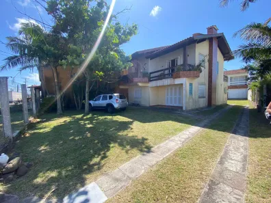 Casa com 7 Quartos à venda, 660m² no , Imbé