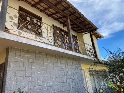 Casa com 5 Quartos à venda, 331m² no Coronel Veiga, Petrópolis