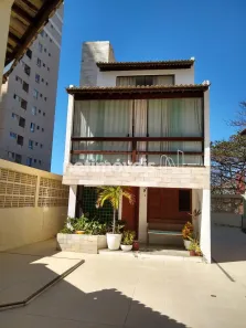 Casa com 5 Quartos à venda, 206m² no Jardim Armação, Salvador